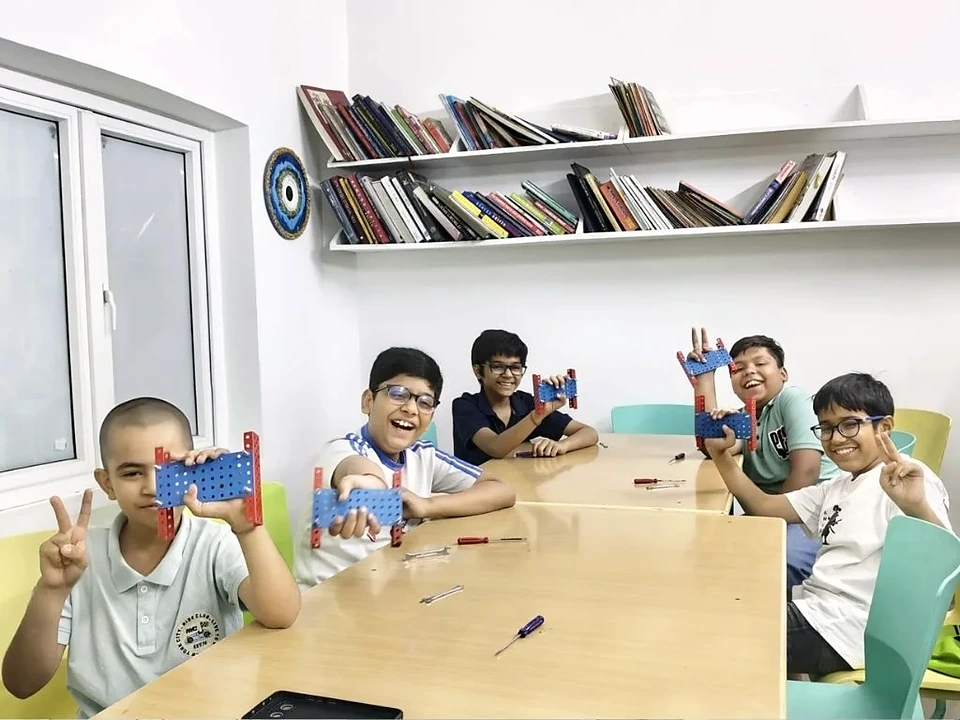 Robotics course thumbnail